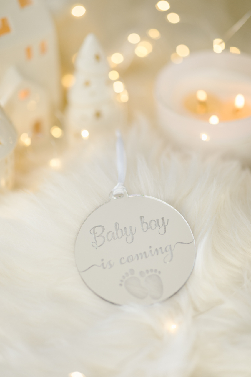 Baby boy is coming... - plexiglass [4]