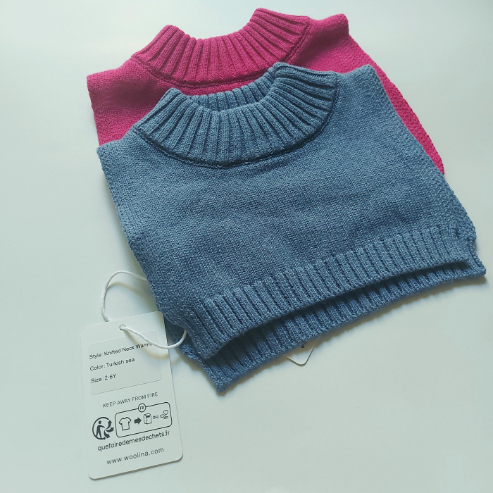 Pieptar/neck warmer realizat din 50% lâna merinos, 50% bumbac, grosime 350 g/m2. [6]