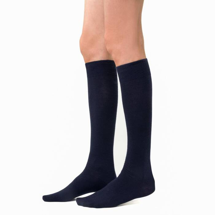 Șosete inalte damă din 67% lână merinos, 30% poliamidă, 3% elastan, grosime medie [2]
