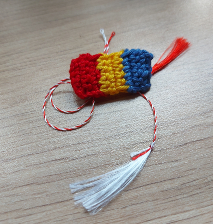 Mărțișor TRICOLOR croșetat handmade [0]