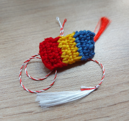 Mărțișor TRICOLOR croșetat handmade [1]