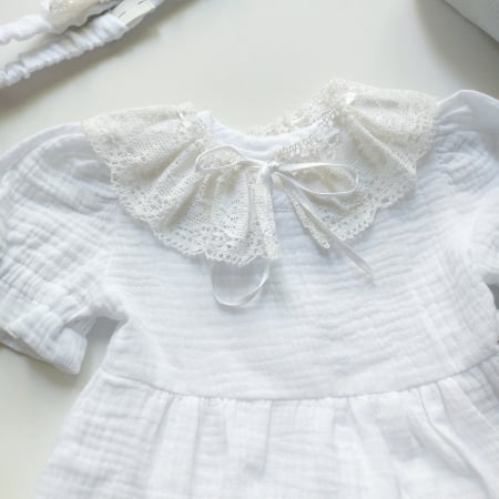 Set botez fetiță: Rochță, papucei, botosei și pantaloni-chiloței [1]