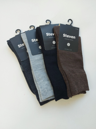 Șosete bărbați din 77% lână merinos, 21% poliamidă, 1.5% elastan, 0.5% ppe, grosime medie [0]