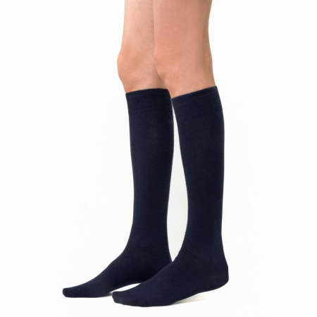 Șosete inalte damă din 67% lână merinos, 30% poliamidă, 3% elastan, grosime medie [1]