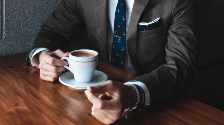 ȚINUTA OFFICE – cum să fii un bărbat mereu în tendințe în mediul business
