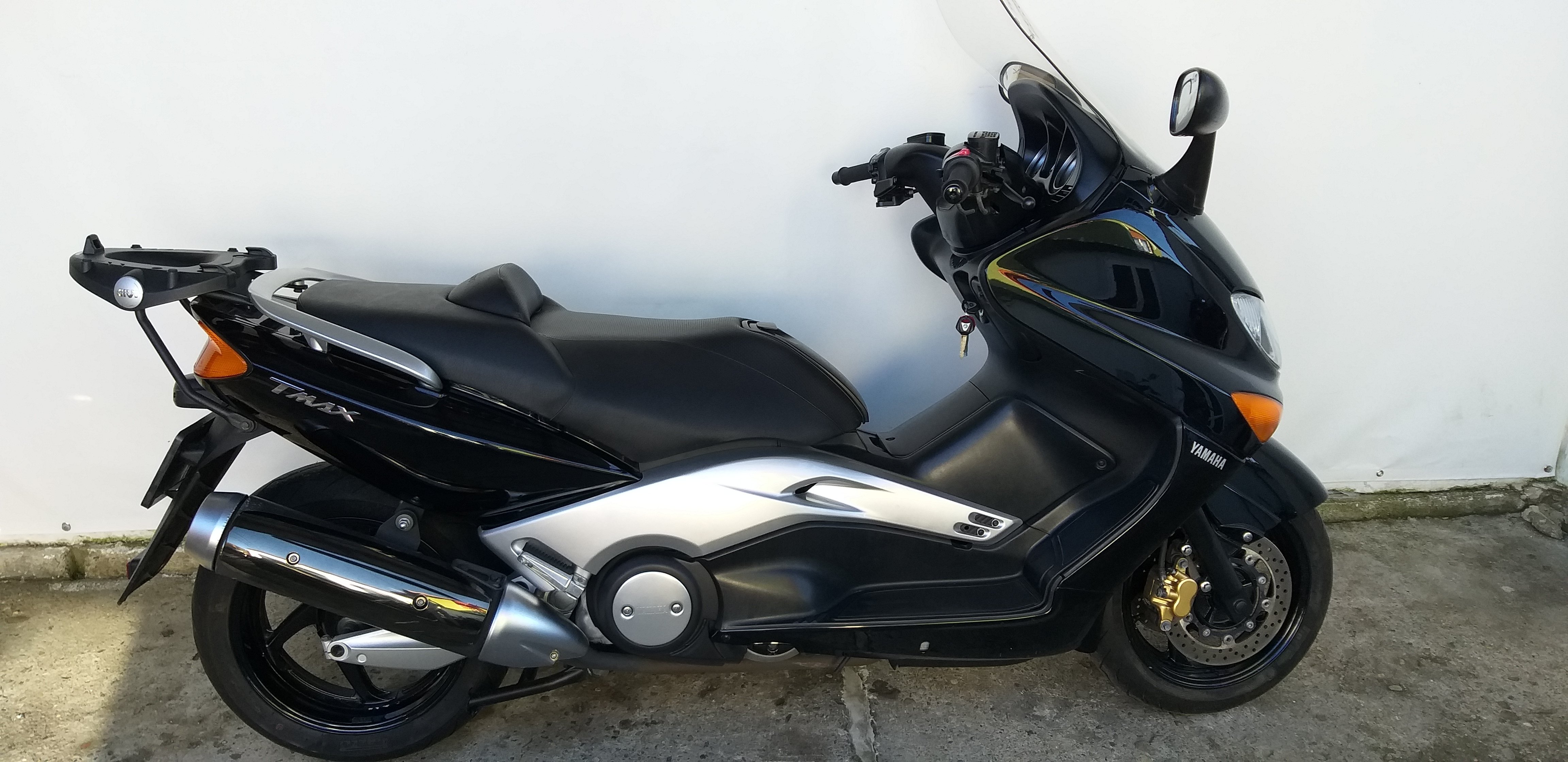  Scooter  Yamaha T  Max  500cc 44CP Y7923