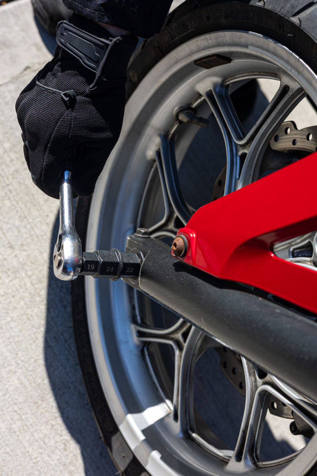 Riderr multifunkciós kerékorsó-adapter [2]