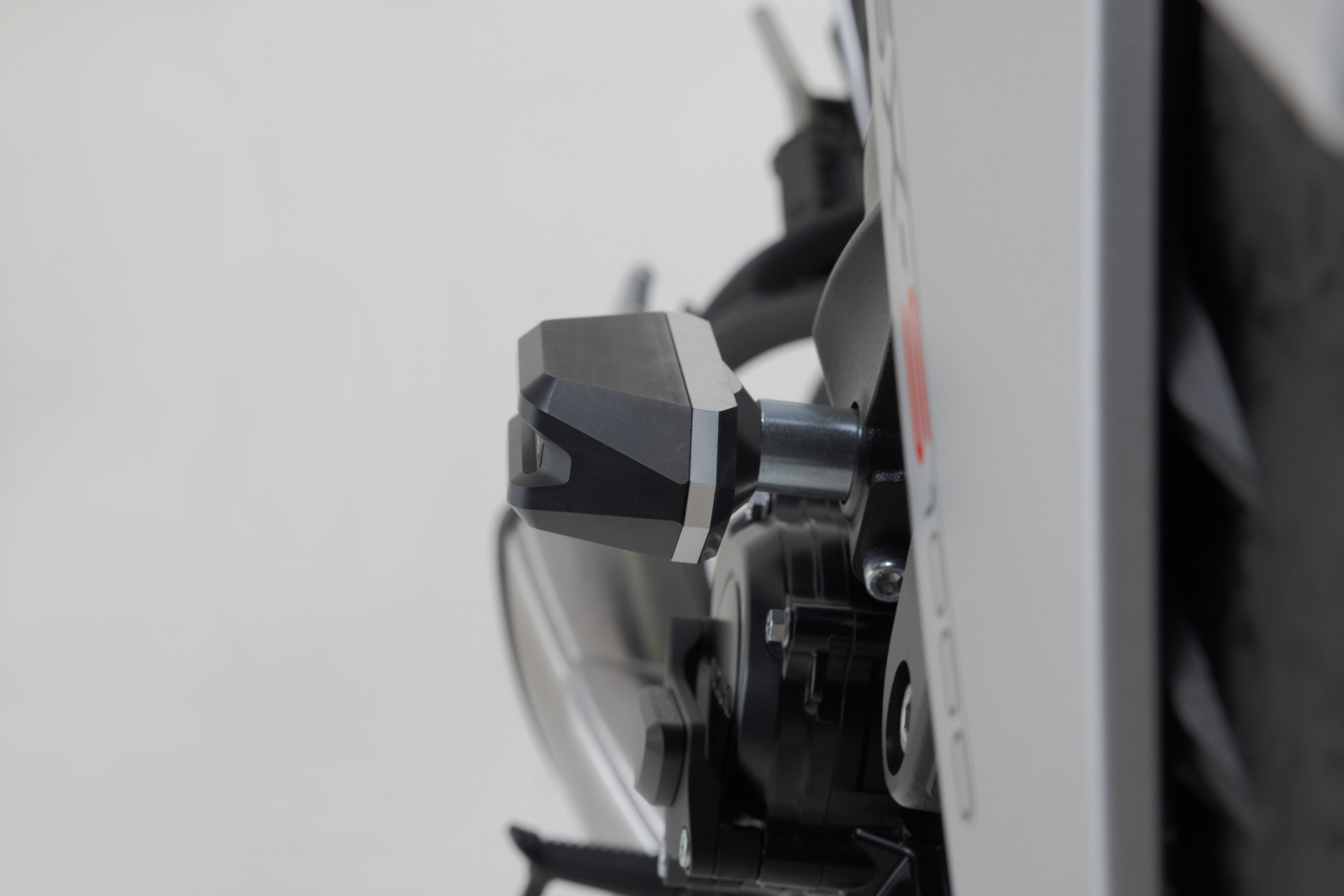 Crash Pad Suzuki GSX-S 1000 (21-). Sw-Motech [3]