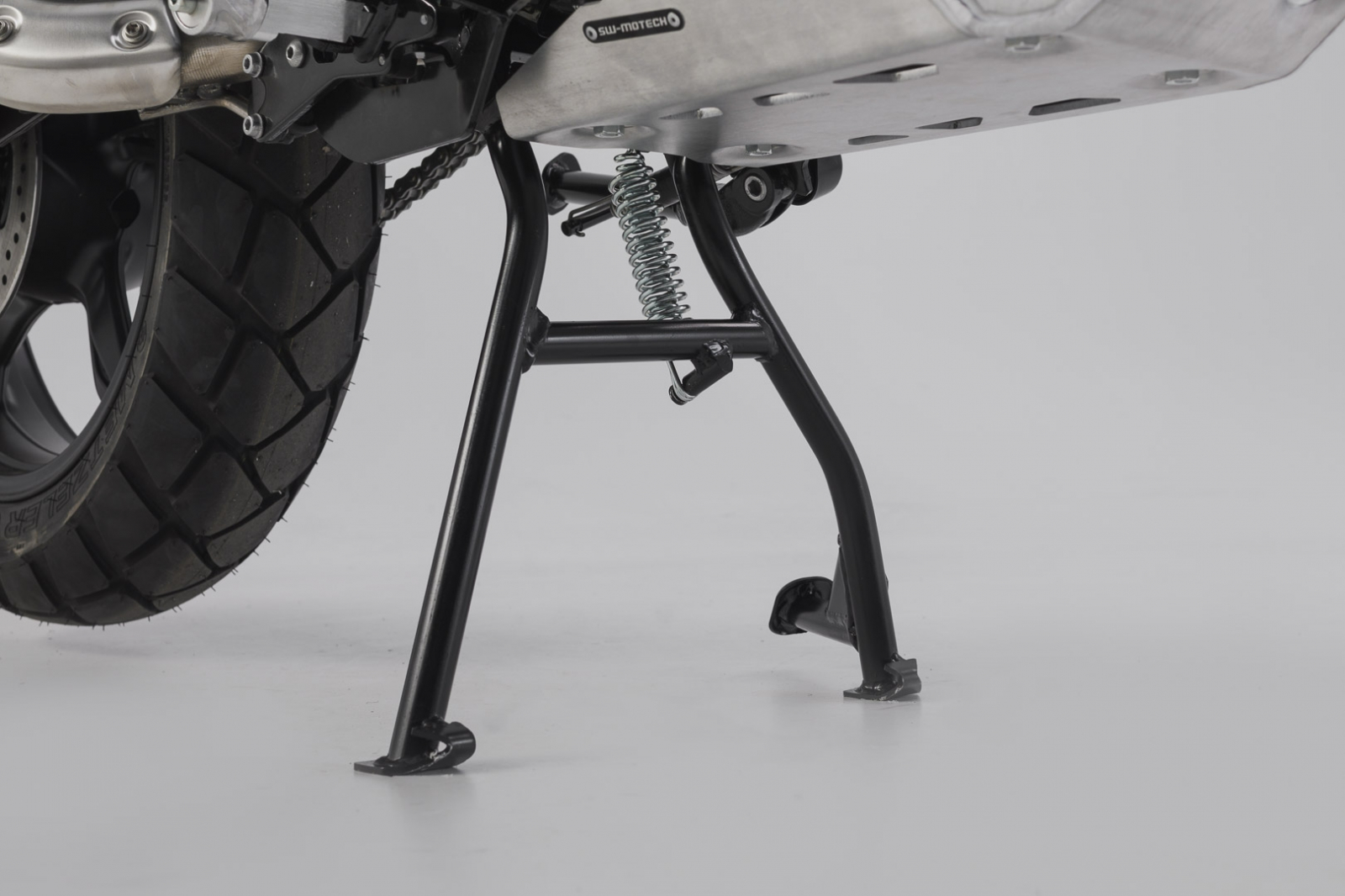 Cric central Negru. BMW G 310 GS (17-). [1]