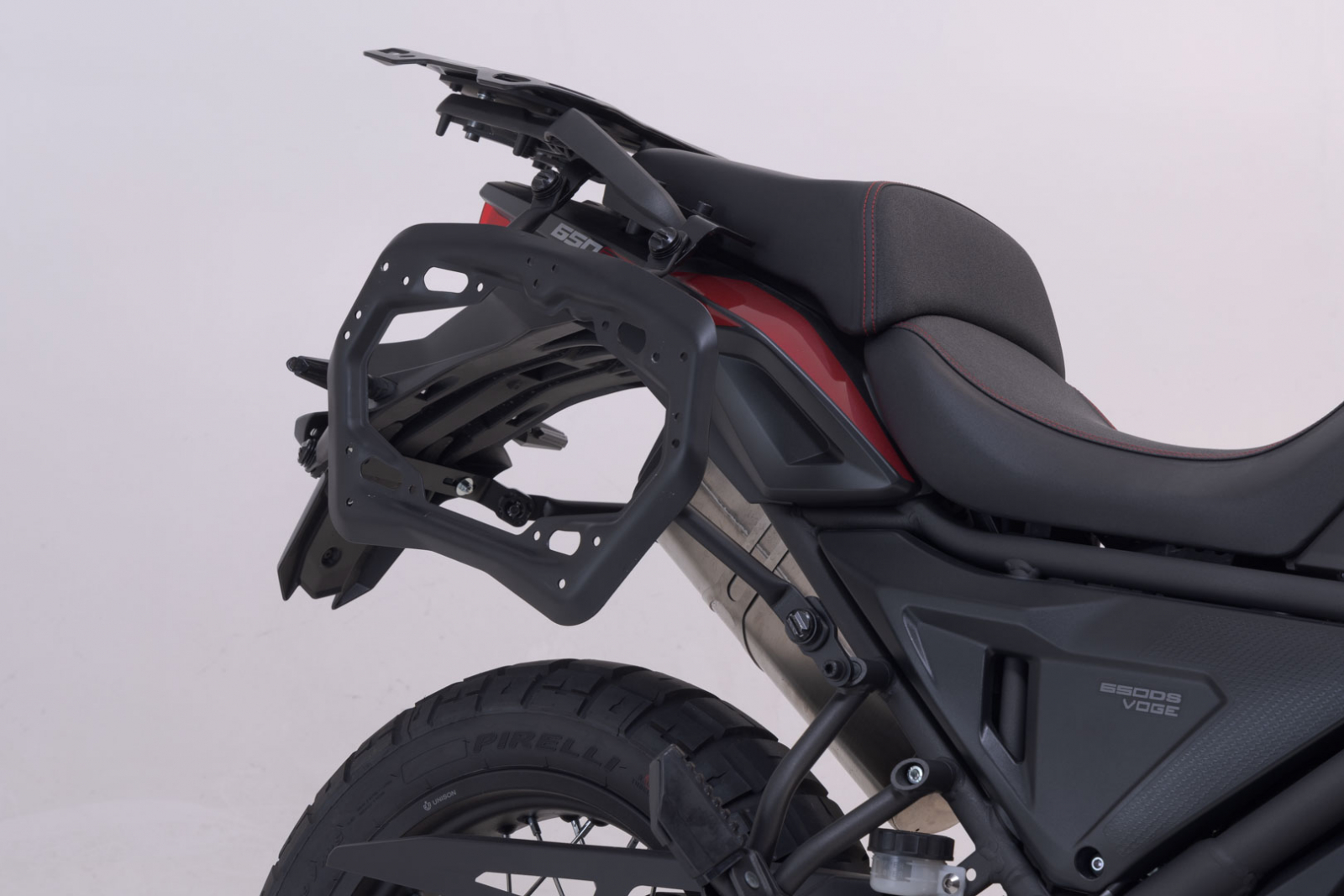 Suport genti laterale Pro. Voge 650 DSX (22-). Sw-Motech [2]