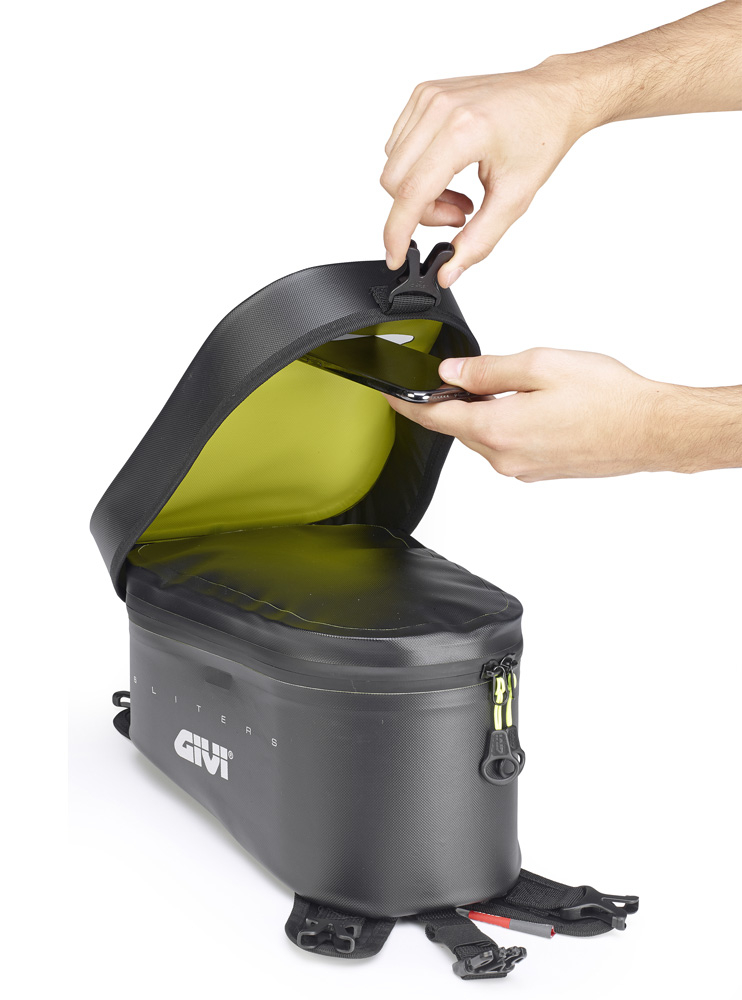 Geanta rezervor GIVI GRT716 Impermeabil 6L [1]