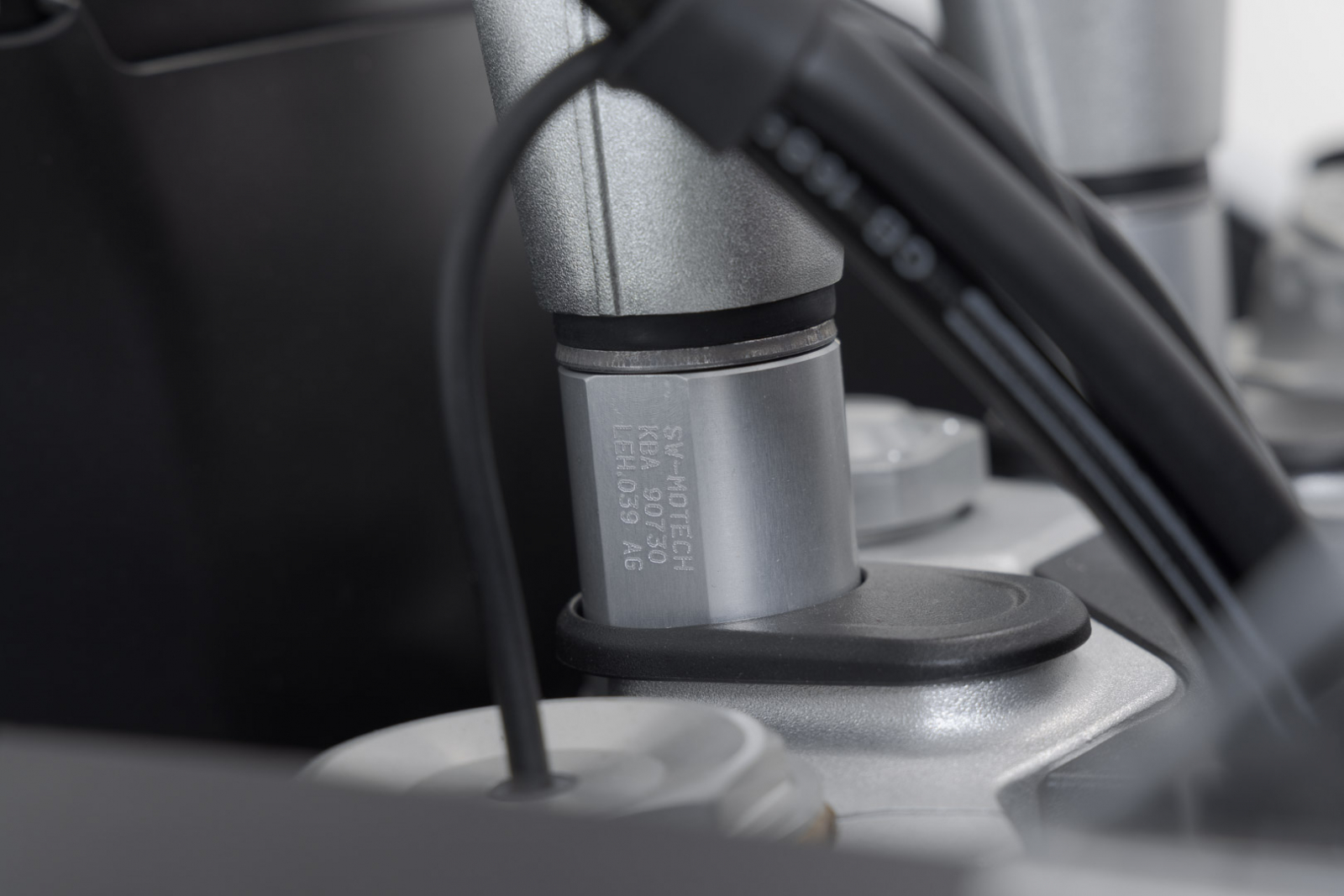 Inaltator ghidon H=30 mm. Triumph Tiger 1200 (22-). Sw-Motech [1]