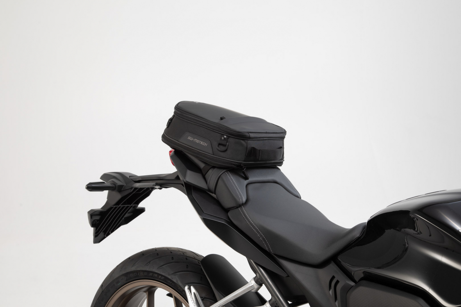ION S tail bag 7-15 l. Negru. 600D Polyester / Soft-Vinyl. [3]