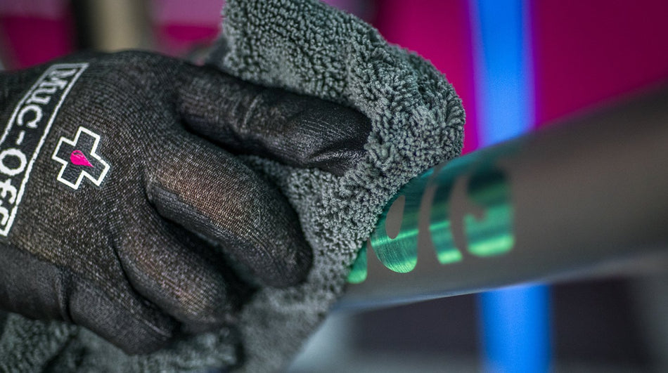 Muc-Off Prémium Polírozó Kendő [3]