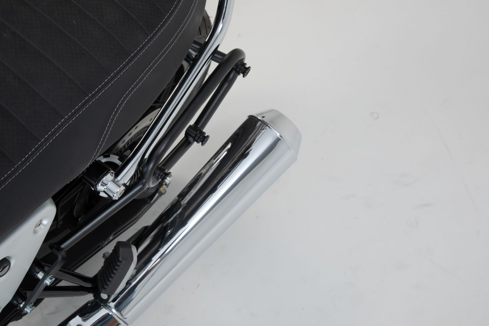 Set Genti Laterale Legend Gear LC Editie Neagru Moto Guzzi V7 III (16-). [3]