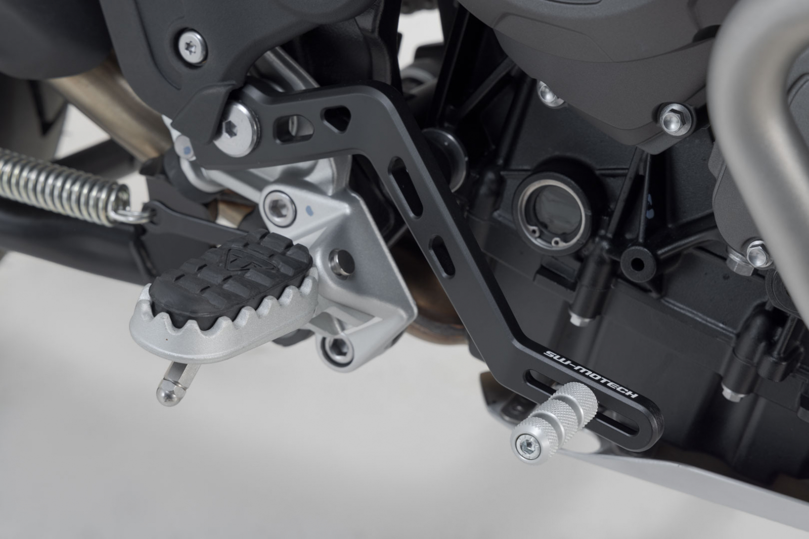 Pedala Frana Triumph Tiger 900 / GT / Rally / Pro (19-). Sw-Motech [1]