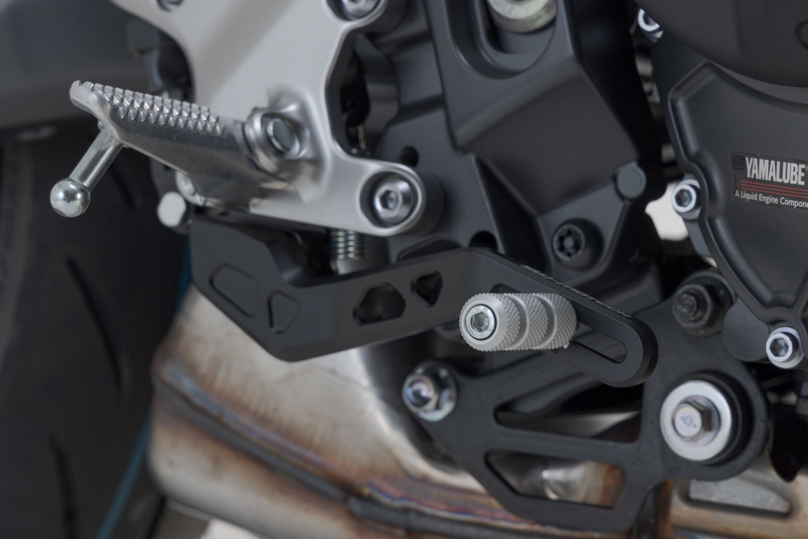 Pedala Frana Yamaha MT 09 (20-). Sw-Motech [1]