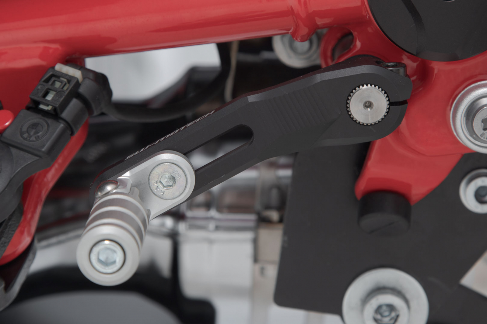 Pedala schimbator viteza Reglabil BMW R nineT (14-) / Scrambler, Pure, GS (16-) Sw-Motech [4]