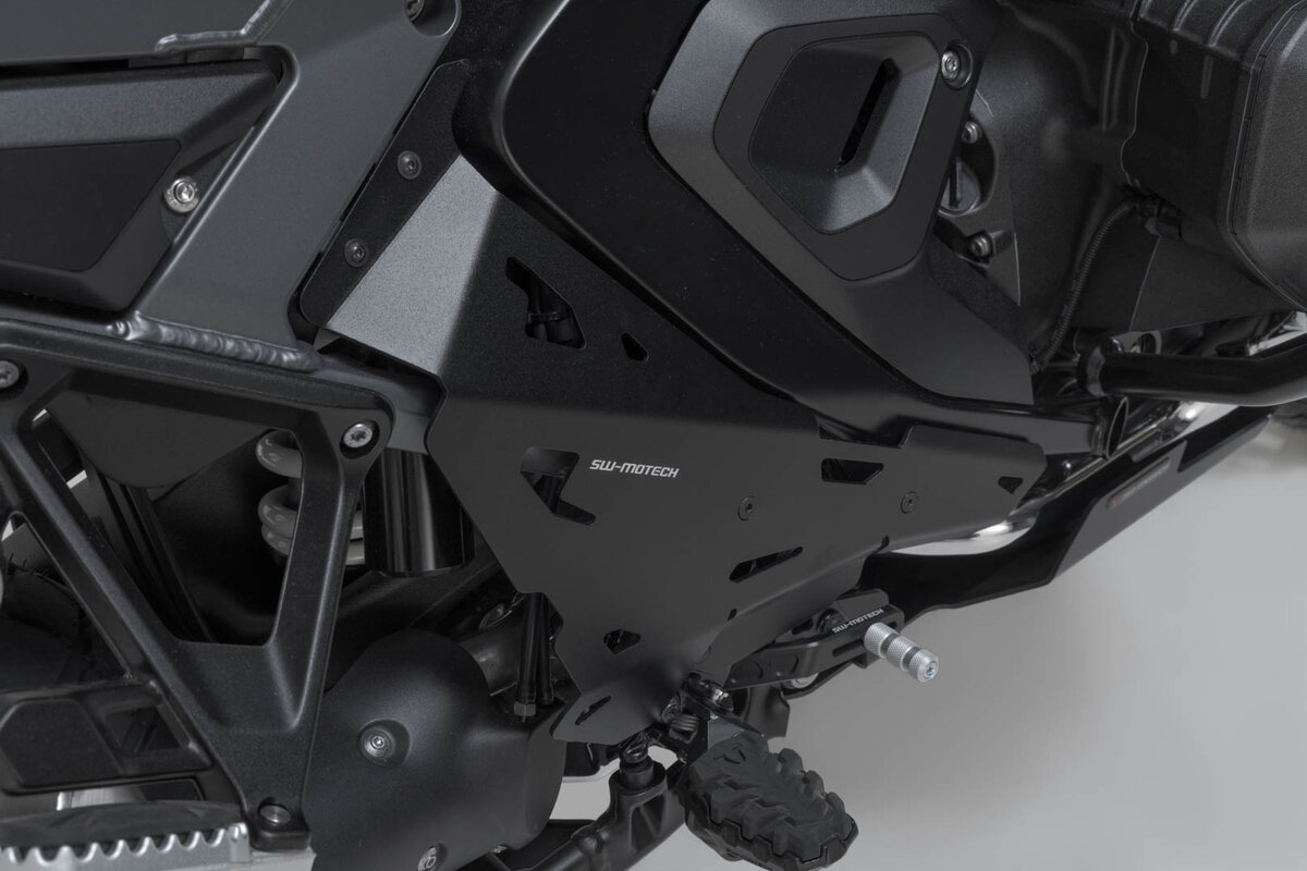 Protectie calcai negru BMW R 1300 GS Adventure (24-) Sw-Motech [3]