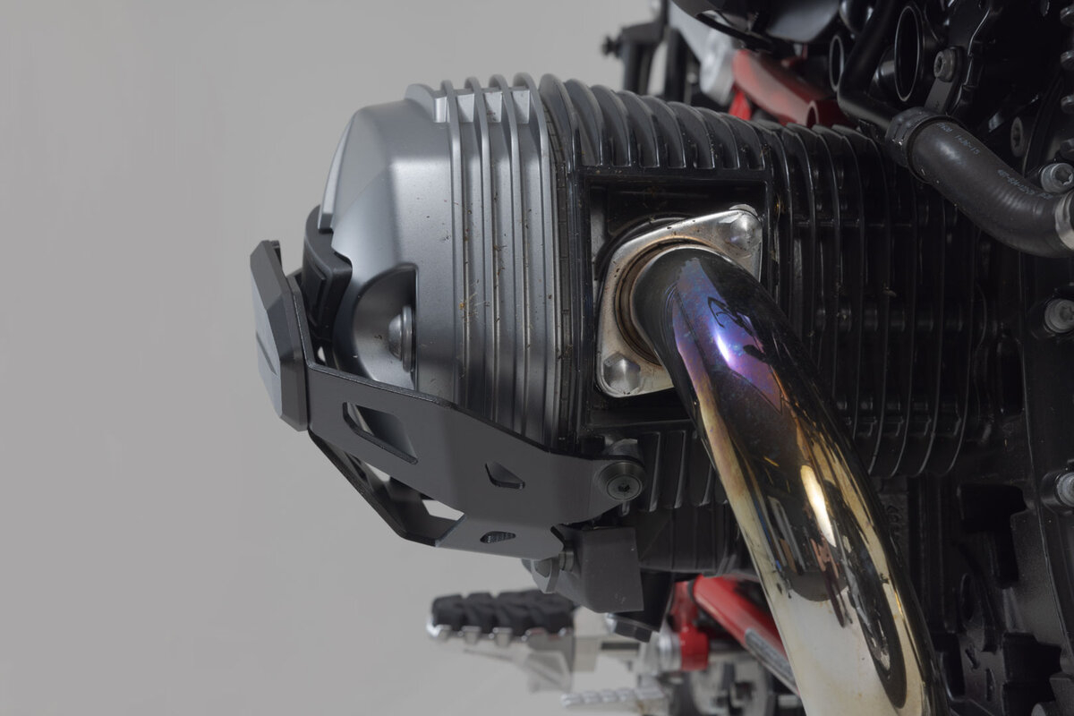 Protectie cilindru negru BMW R nineT/ Pure/ Scra., R12/ R12 nineT. [2]