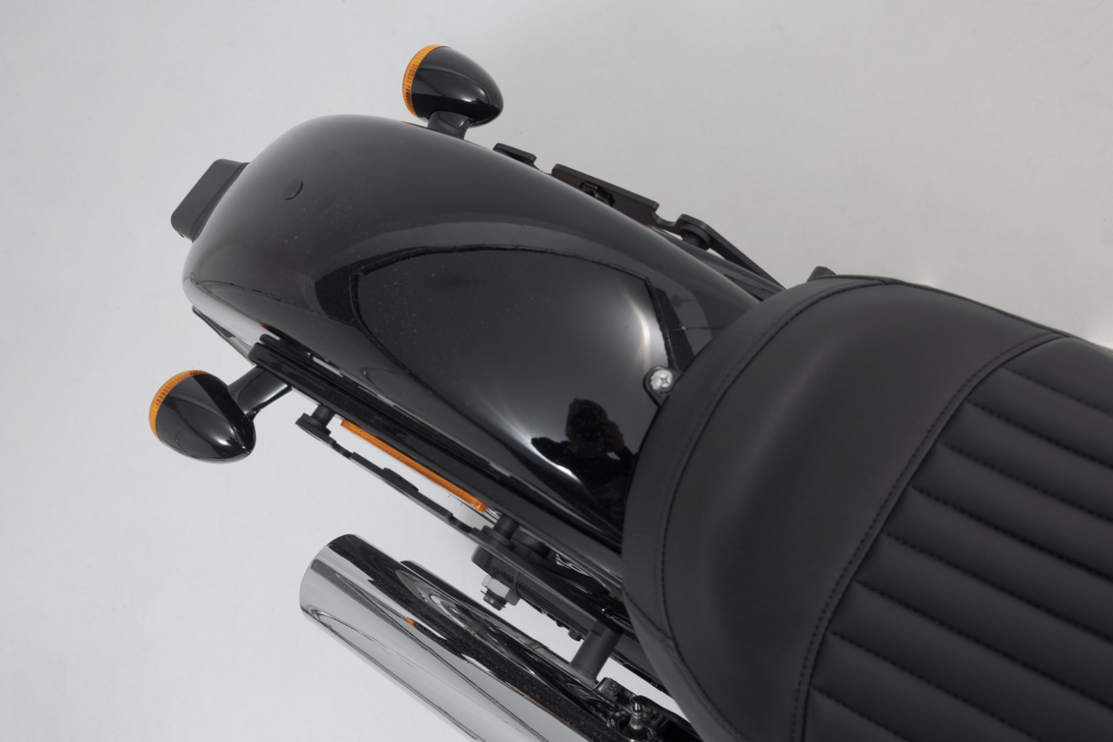 Set genti laterale Legend Gear LH Softail StrBob (17-), Standard (20-). Sw-Motech [4]