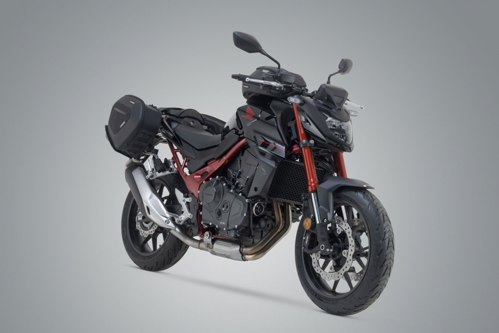 Set genti laterale PRO Blaze H negru . Honda CB750 Hornet (22-). [1]