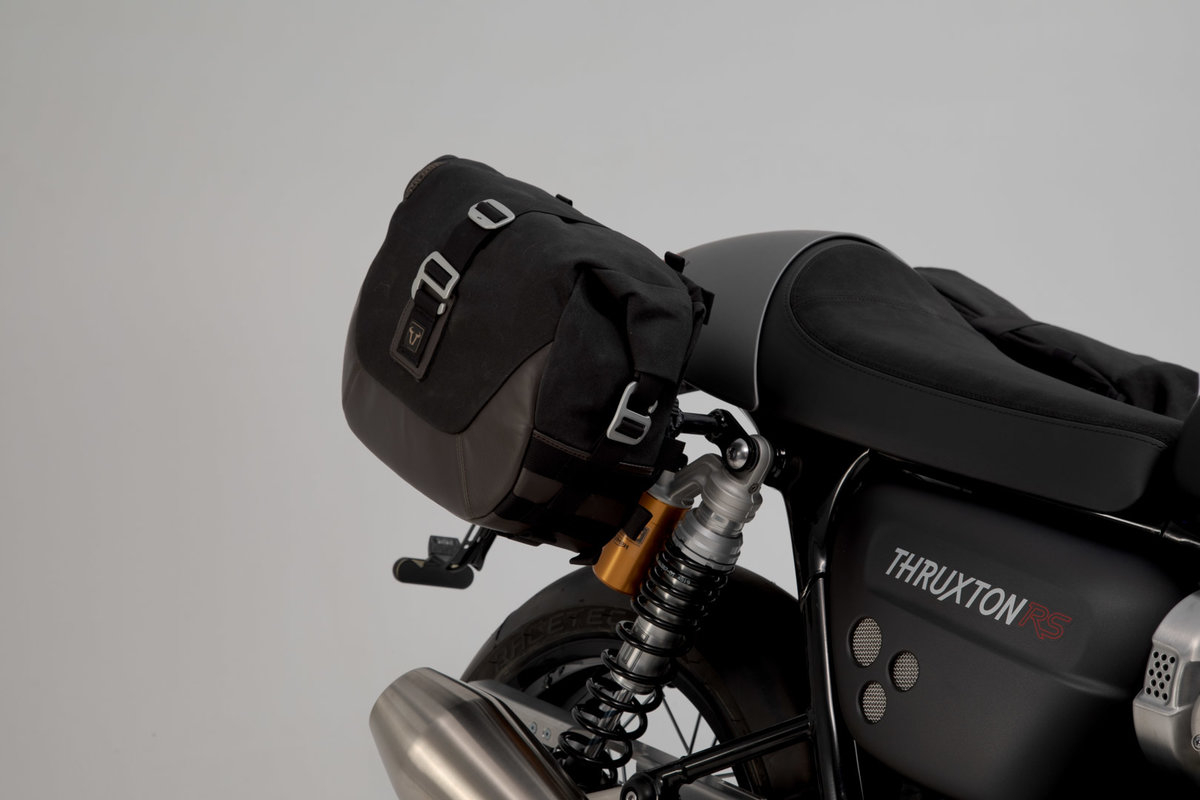Suport geanta SLC dreapta Triumph Thruxton RS (19-). [4]