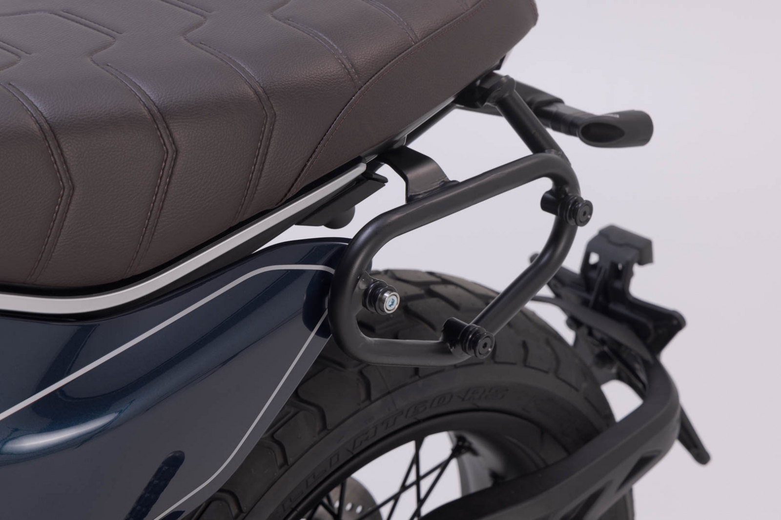 Suport geanta SLC stanga Ducati Scrambler Nightshift / Full Throttle (23-). [3]