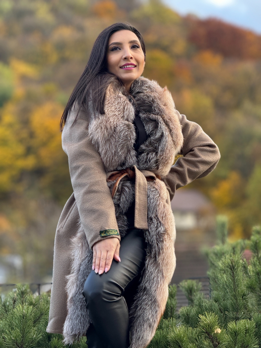 Haina din alpaca cu blana bogata naturala [1]