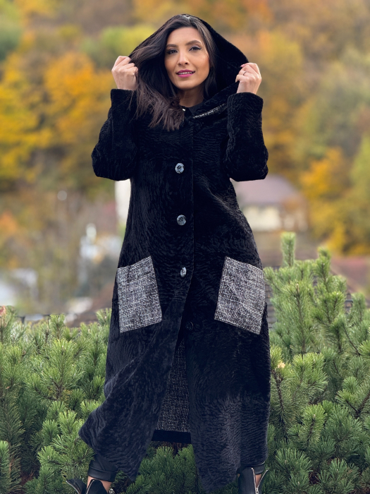 Haina din astrahan cu 2 fete [6]