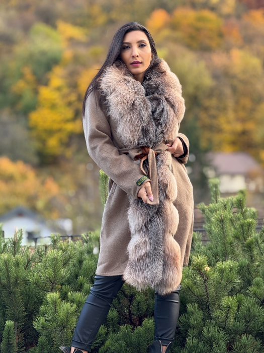 Haina din alpaca cu blana bogata naturala [3]