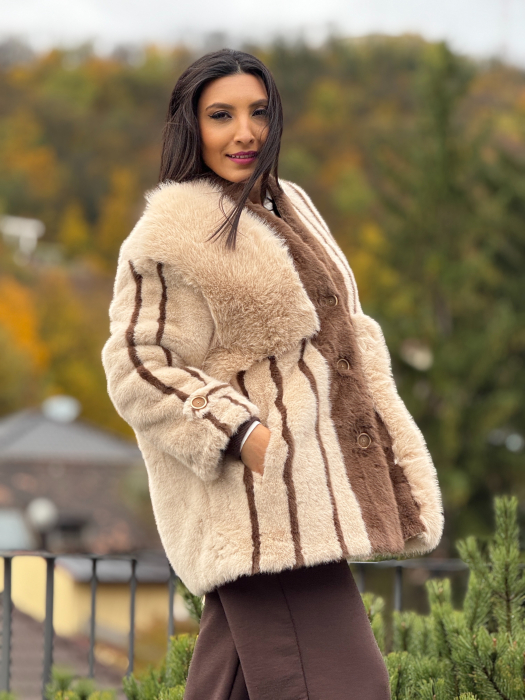 Blanita bej cu dunga maro [2]