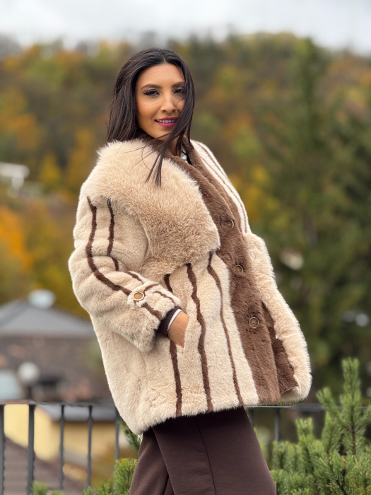 Blanita bej cu dunga maro [4]