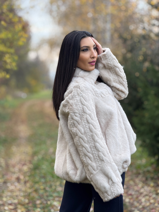 Blanita bordo cu nasture decorativ [3]