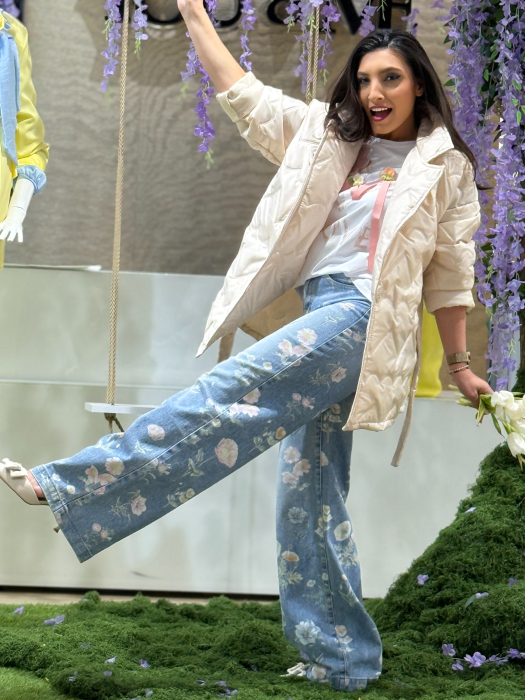 Blugi cu imprimeu floral [7]