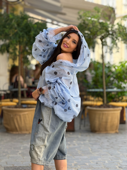 Blugi scurti din denim cu broderii decorative [5]