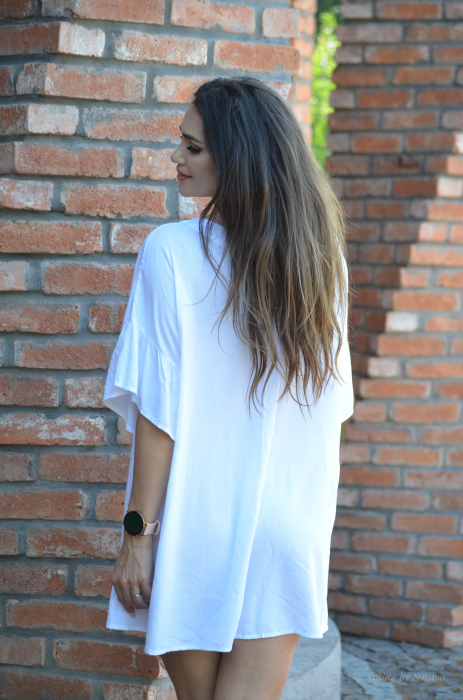 Bluza alba cu imprimeu floare mare [4]