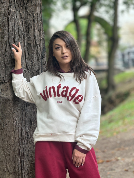 Bluza alba cu imprimeu,Vintage" [3]