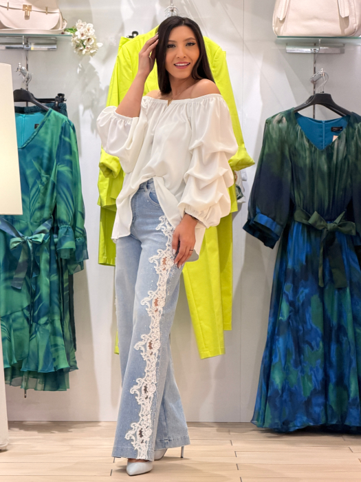 Bluza alvba cu maneca bufanta [5]