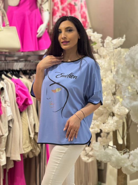 Bluza bleo cu detaliu negru [3]