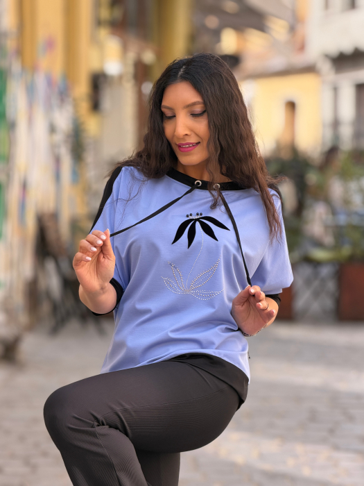Bluza bleo cu floare din vascoza [5]