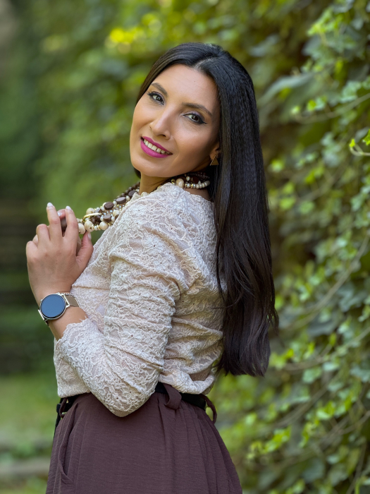 Bluza crem din dantela [5]