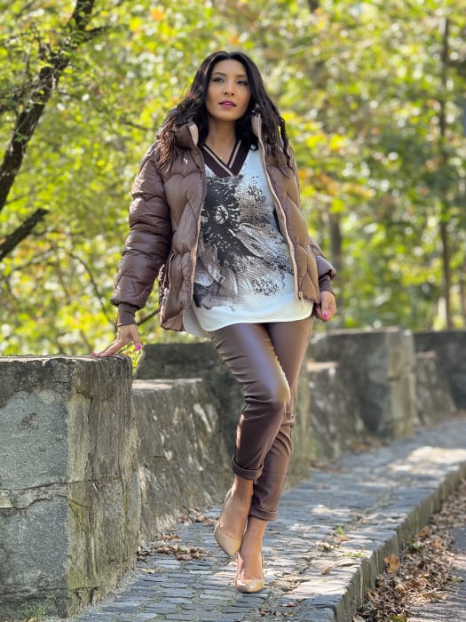 Bluza cu anchior si detaliu floare [6]