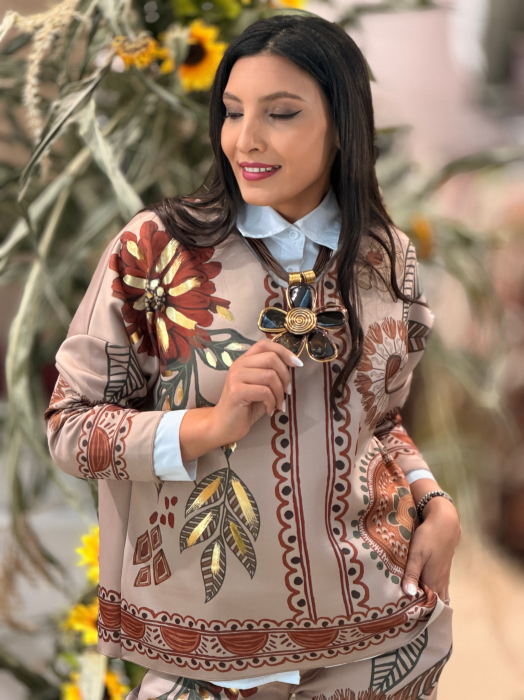Bluza cu anchior si imprimeu floral [4]