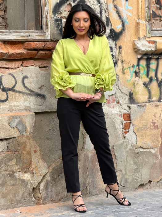 Bluza cu anchior si trandafiri la mana [2]