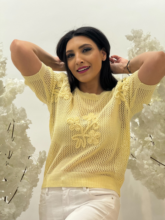 Bluza cu broderie [2]