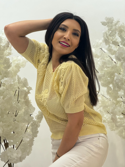 Bluza cu broderie [3]