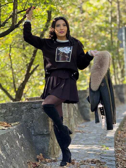 Bluza cu floare [3]