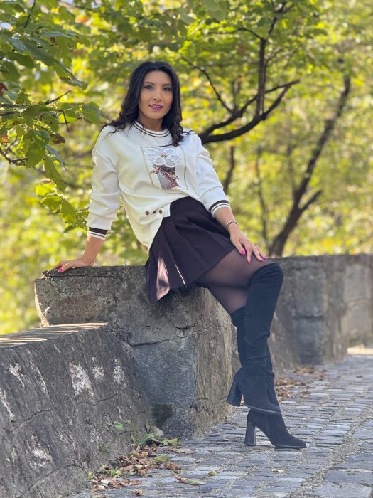 Bluza cu floare [2]
