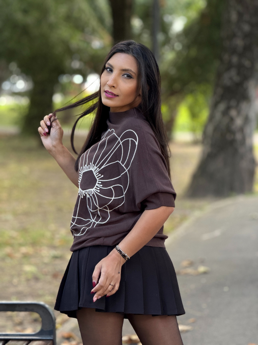 Bluza cu floare [5]